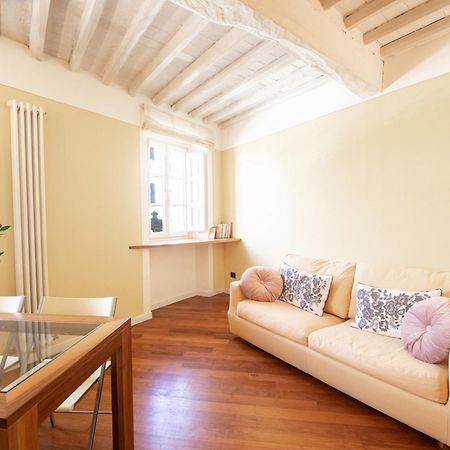 A Casa Di Irene Διαμέρισμα Λούκα Εξωτερικό φωτογραφία